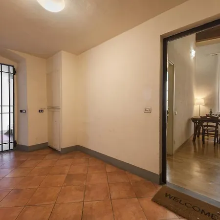 Florence- The Retreat Apartment