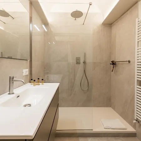 Florence- The Retreat Florence