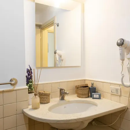 Florence- The Retreat Apartment
